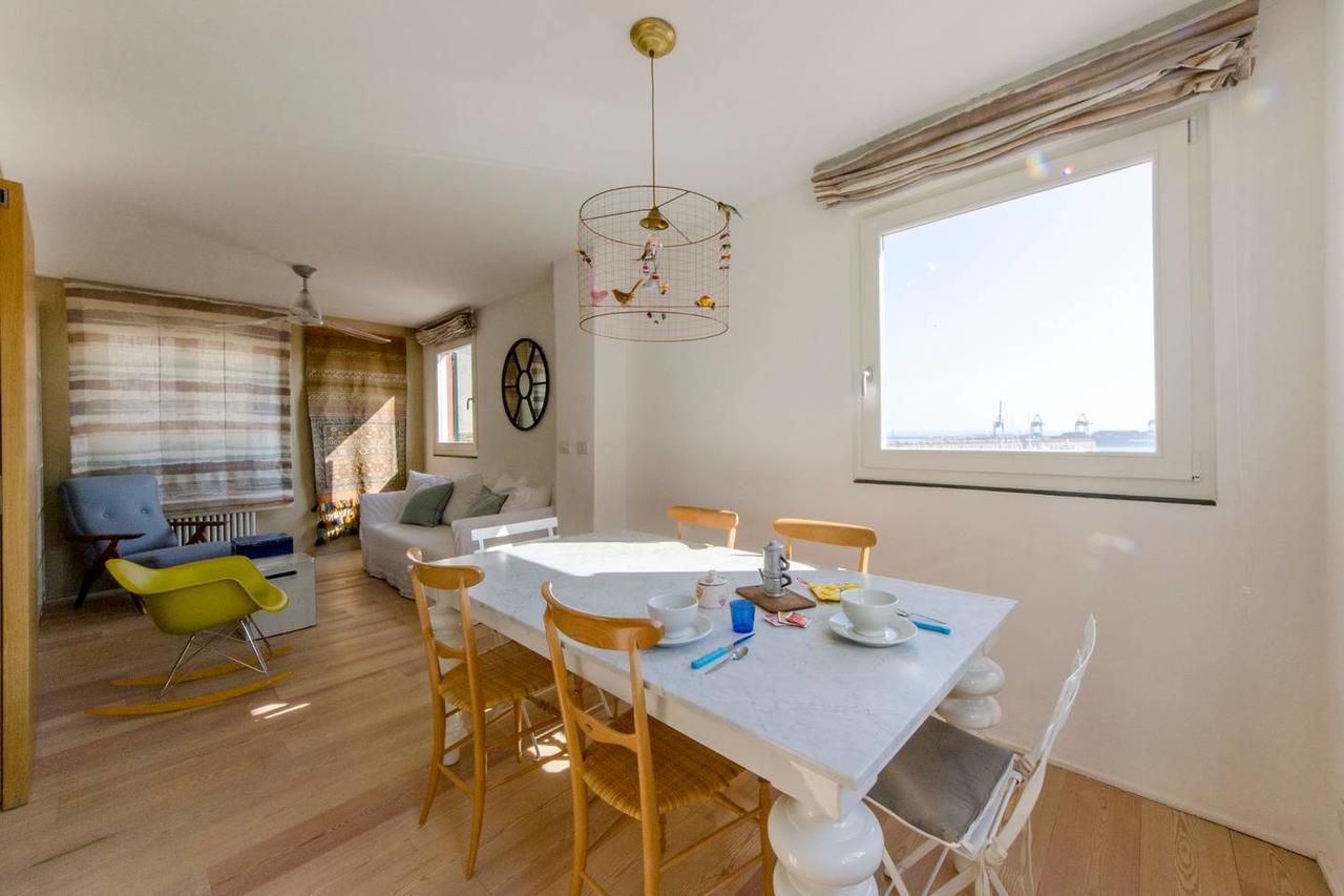 Joivy Sunny Apartment With Panoramic Terrace And Stunning View Génova Exterior foto