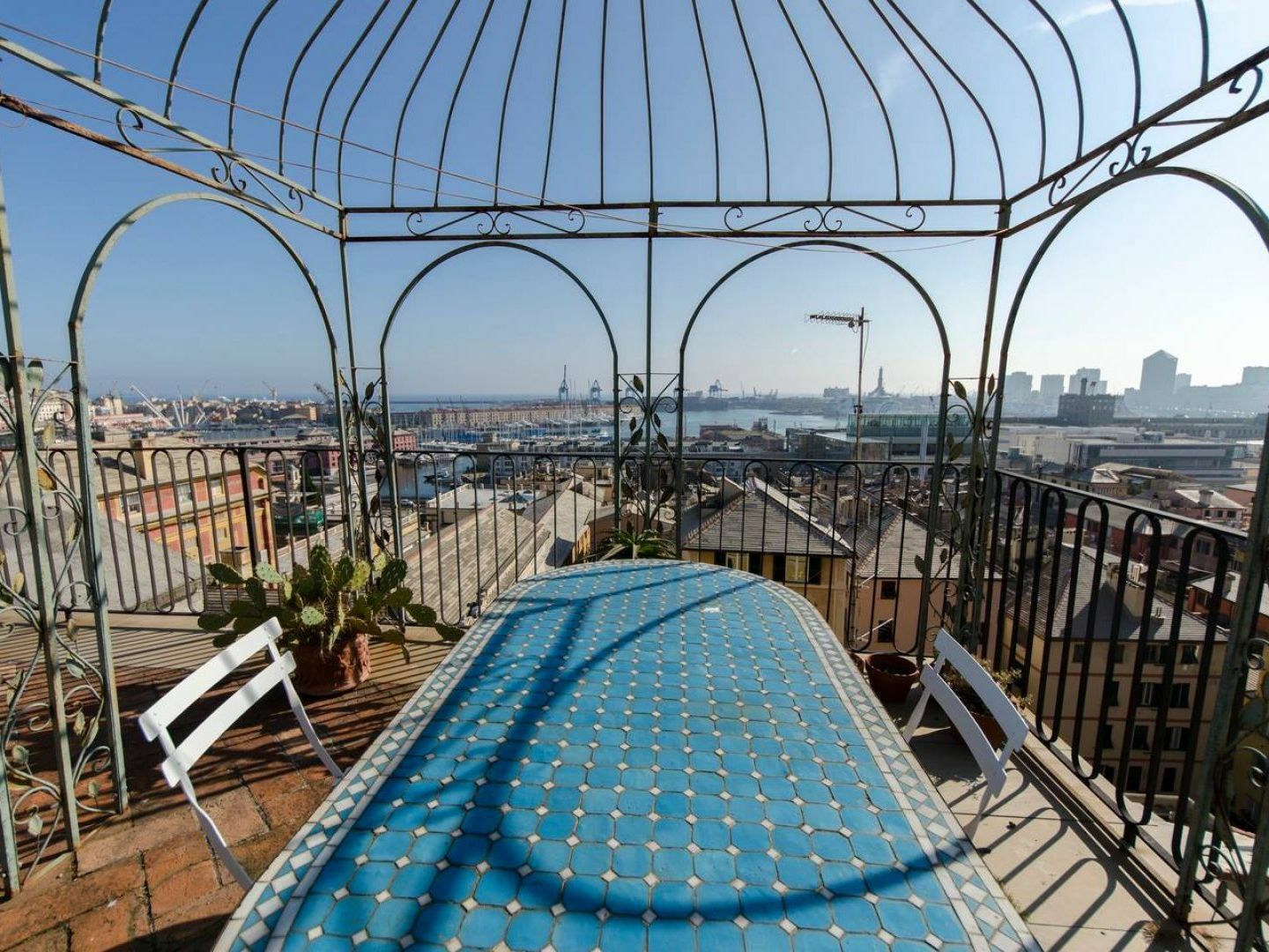 Joivy Sunny Apartment With Panoramic Terrace And Stunning View Génova Exterior foto